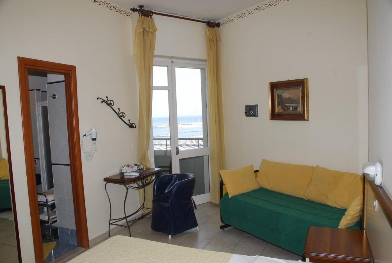Hotel Nettuno Cattolica Exteriér fotografie